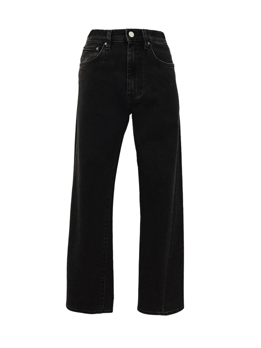 Mit einer sehr stylischen Waschung, sticht diese schicke Jeans von TOTEME trotz ihrem schlichten Design heraus. Der individuelle Charakter dieser Jeans wird ebenfalls besonders durch die Qualität und den weichen Jeansstoff betont.